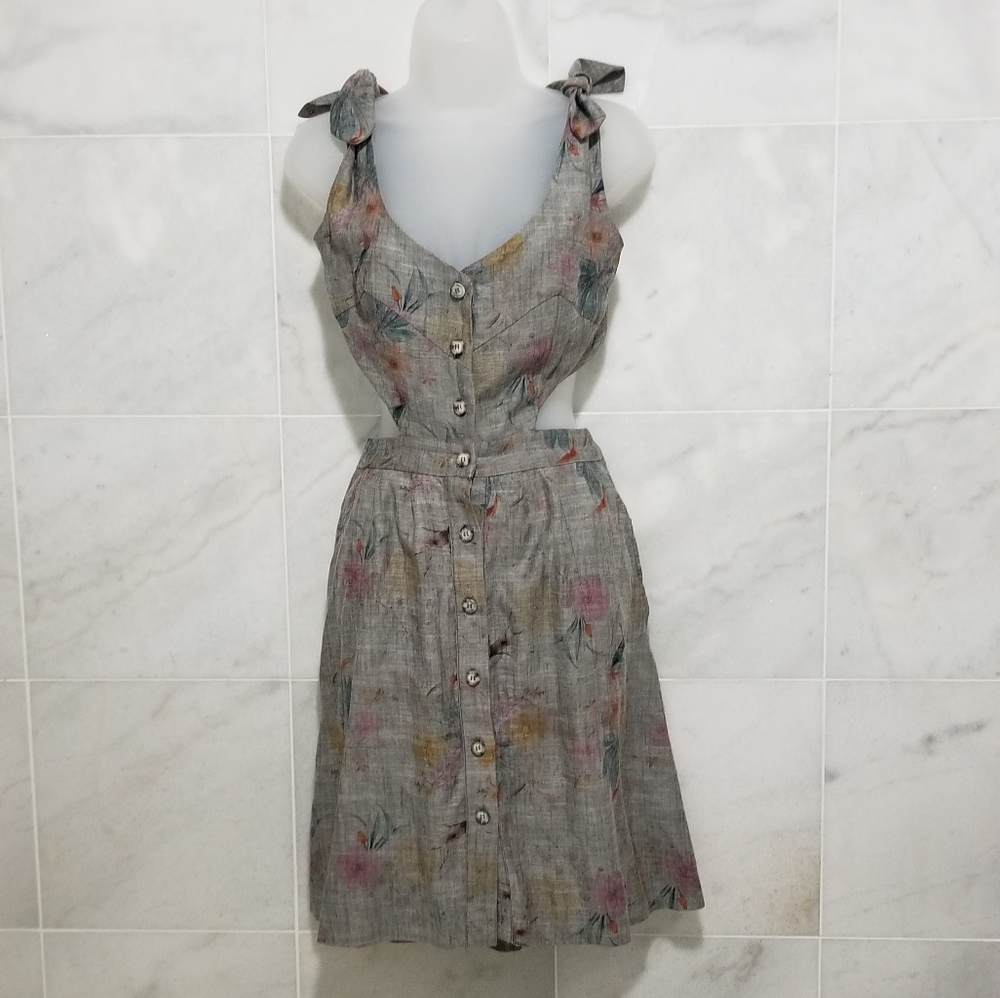 Reformation Gisela Dress Grey Floral Tie Shoulder Cutout Buttondown 2 - Picture 3 of 13
